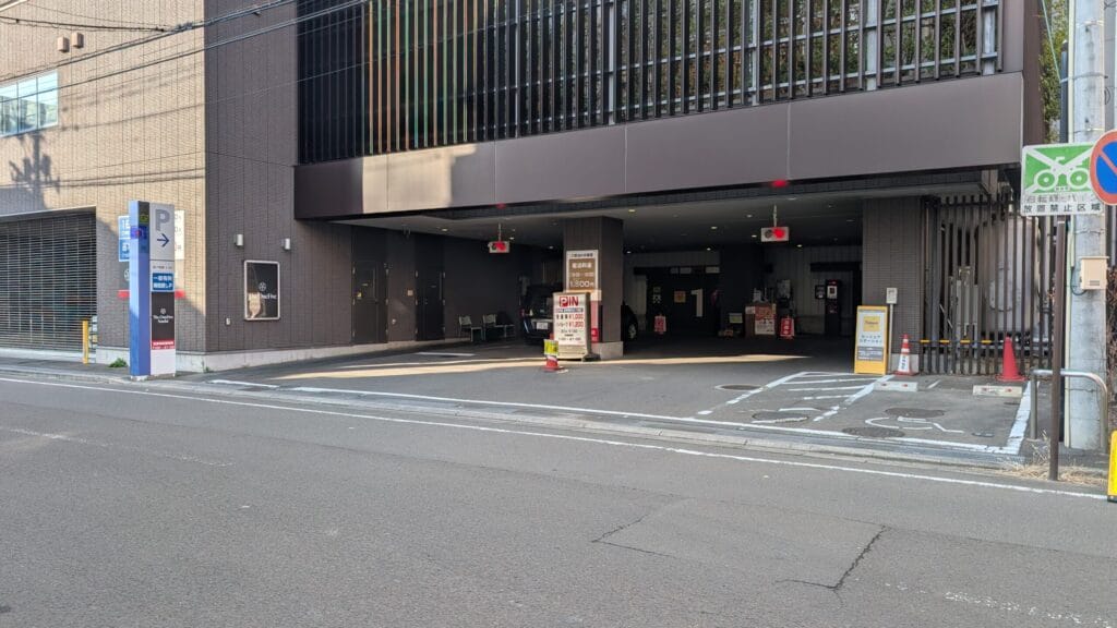 TheOneFiveSendai駐車場