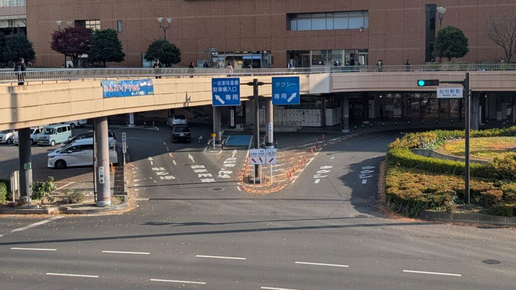 仙台駅自動車整理場の入り口